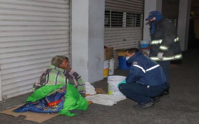 ALBERGUE-Y-OPERATIVO-POR-LLEGADA-DE-FR_O-2