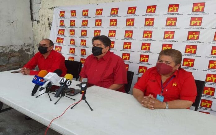 La detención del delegado de afiliación del Partido del Trabajo (1) (4)