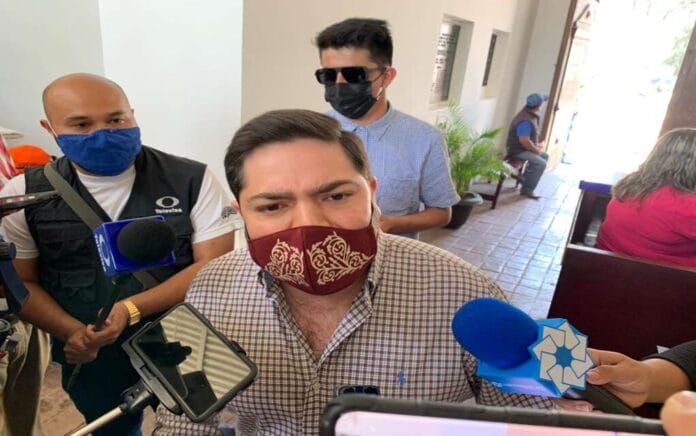 Luis Torre Aliyan sindico independiente en Victoria (2)