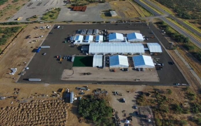 27-Sep-Carpas-para-procesar-a-haitianos-y-migrantes