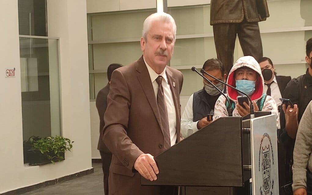 Armando Zertuche Zuani Diputado