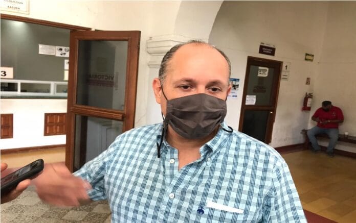 Luis Carlos Cisneros Gómez Tesorero Municipal