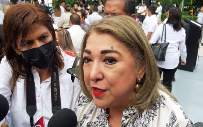 Adriana Lozano Rodríguez Secretaria