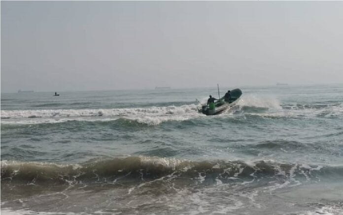 Pescadores de Tampico Alto naufragaron y fueron rescatados en altamar