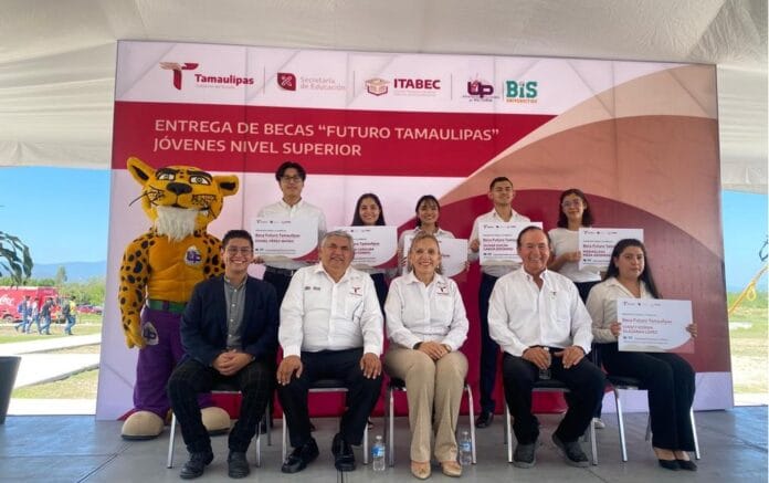 326f104d-52f0-4938-bf90-2100897c910f