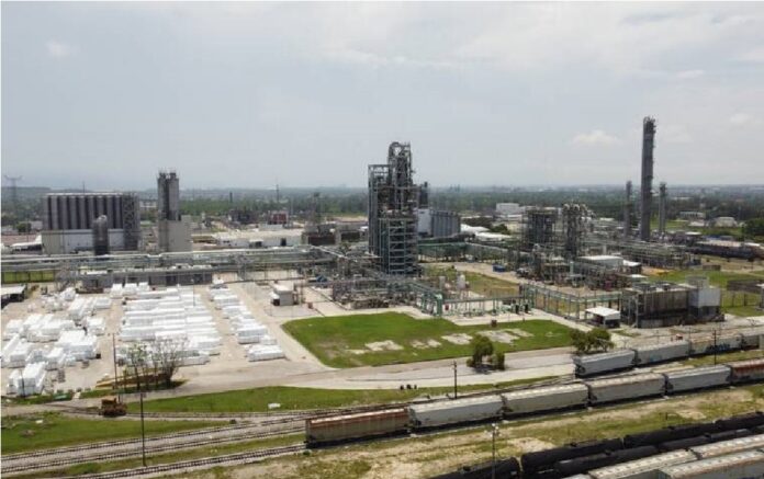 Industrias del sector de petroquímico de Tamaulipas - Vladimir Meza