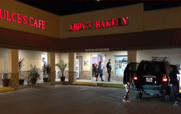 Federales imputan a dueños de panadería en Los Fresnos traer y albergar indocumentados