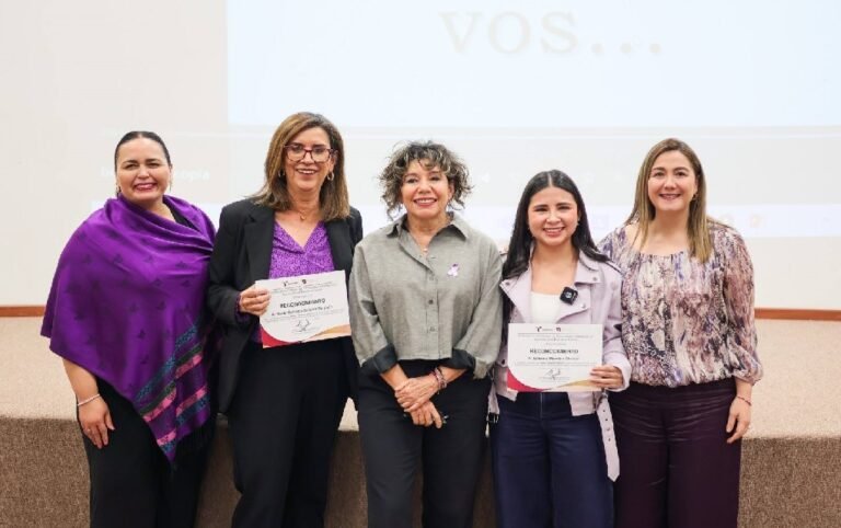 Dictan conferencia Mujer Transformadora