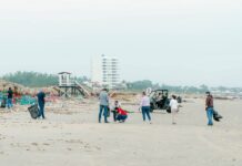 Realizan limpieza de Playa Miramar