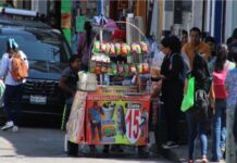 Regulan permisos del comercio en vía pública por temporada decembrina
