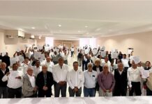 Entregan constancias de cumplimiento a 81 taxistas de Nuevo Laredo