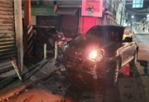 Choca contra camioneta de lujo en Ciudad Victoria