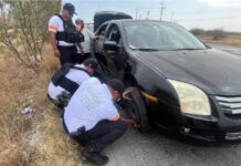 Brindan auxilio elementos de Tránsito Estatal a automovilista