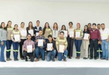 Presentan proyectos de residencias profesionales estudiantes del ITSM