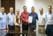 Entregan nombramientos a directores de Secundarias No 2 y del ejido Alianza de Caballeros