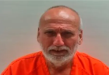 Hombre es acusado de incendiar casa porque esposa no contesto teléfono