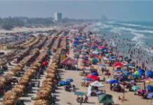 Miles de visitantes de CDMX y Nuevo León abarrotan playas de Tamaulipas
