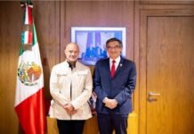 Se reune gobernador Américo Villarreal con secretario de Infraestructura, Comunicaciones y Transportes