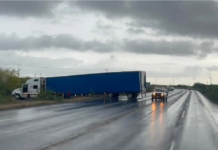 Se registran accidentes viales de tráileres por las lluvias