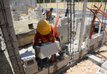 Incremento en precio de materiales provoca parálisis en obras