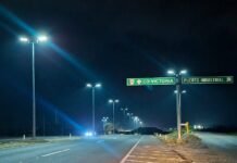 Construyen alumbrado público solar en carretera Tampico-Mante