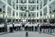 Gobernador Américo Villarreal reconoce a enfermeras y enfermeros