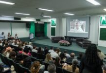 UAT lleva a cabo simposio “IA: Habilidades, emociones, redes y profesión”