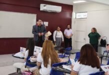 Acercan oferta educativa de la UTNL a estudiantes de preparatoria