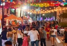 Cientos de familias disfrutan de la Callejoneada en la Calle 9