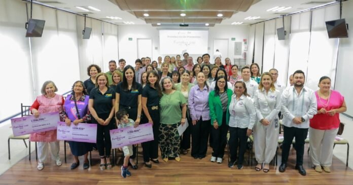 DIF-080-2026.- Premia DIF Tamaulipas a organizaciones ganadoras de la convocatoria Familias en Paz 2026 (2)
