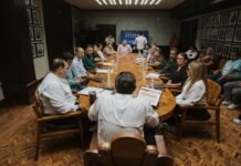 Celebra mesa de trabajo alcalde Alberto Granados con presidentes de colonia