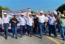 Con marcha exigen liberación de Octavio Leal Moncada