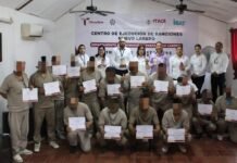 Reciben certificación por capacitaciones laborales 67 PPLs del CEDES Laredo